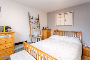 Bedroom- click for photo gallery